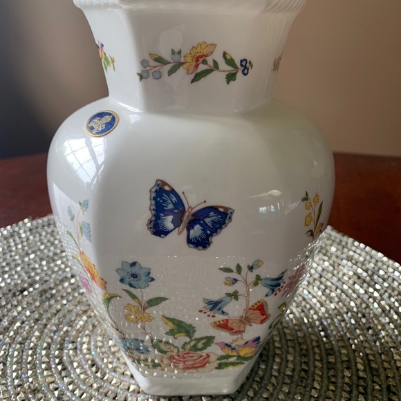 Aynsley Other - Aynsley Cottage Garden 7” hexagon vase. Excellent condition. Beautiful! ❣️